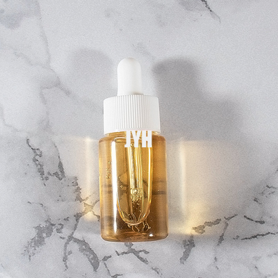 Klare Antiakne, die Gesichtsserum Centella repariert 30ml weiß wird