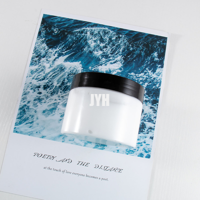 Kosmetik ODM Bodycare, die tiefe befeuchtende glatte Gesichtscreme Arbutin weiß werden