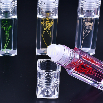 Wasserdichte Lippenpralleres Öl kein Logo Customized Scent Plump Lip-Glanz