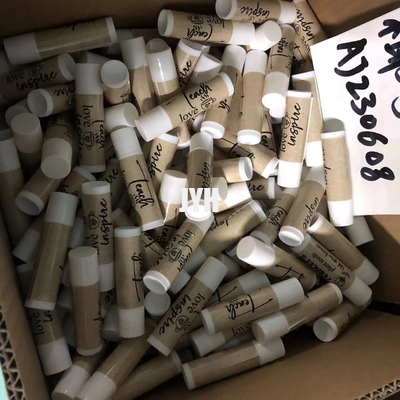 Erwachsene organische tadellose Lippenbalsam-Feuchtigkeits-Reiche SPF 15 schützt Lippen gegen Strahlen UVA UVB